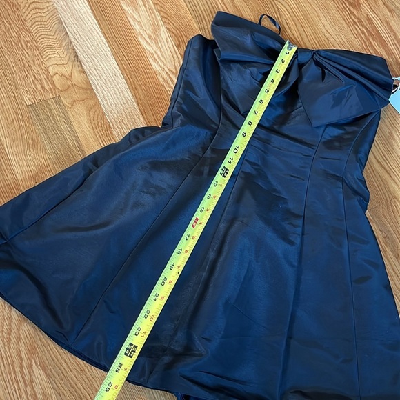 Mac Duggal Black Strapless Bow Fit and Flare Mini Dress Size 6 NWT - Picture 8 of 15